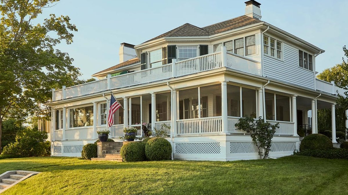 Designer's Long Island Home Transformed Over Four Decades - long island home