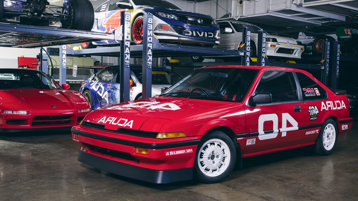 Honda revives iconic Integra race car for Acura anniversary - acura integra race car
