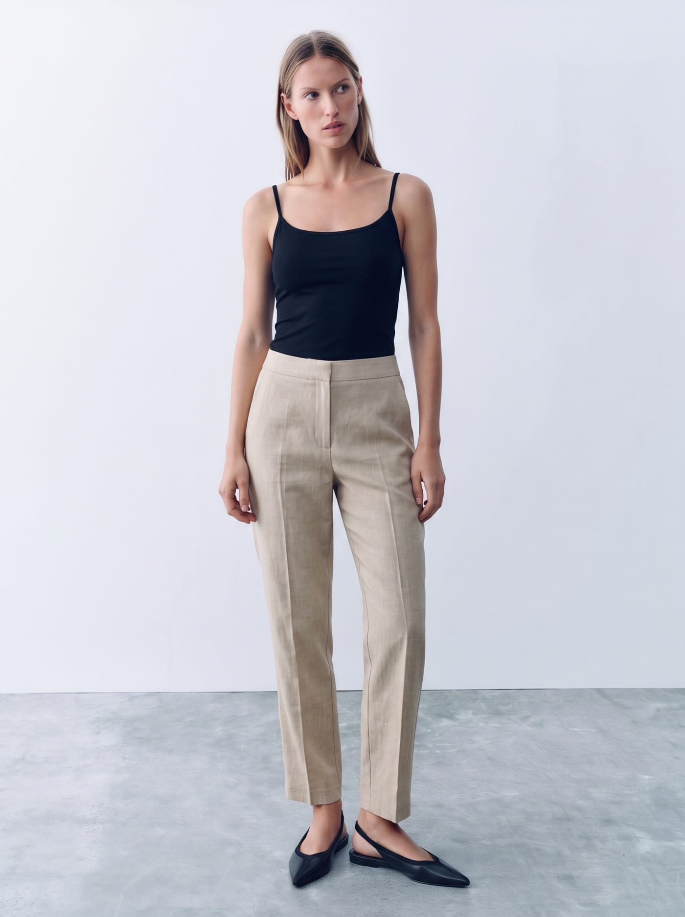 Calça de Alfaiataria Cintura Baixa Areia · Zara · B.