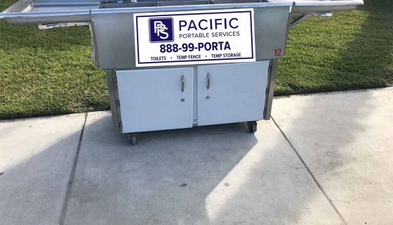 3 compartment hot/cold sink