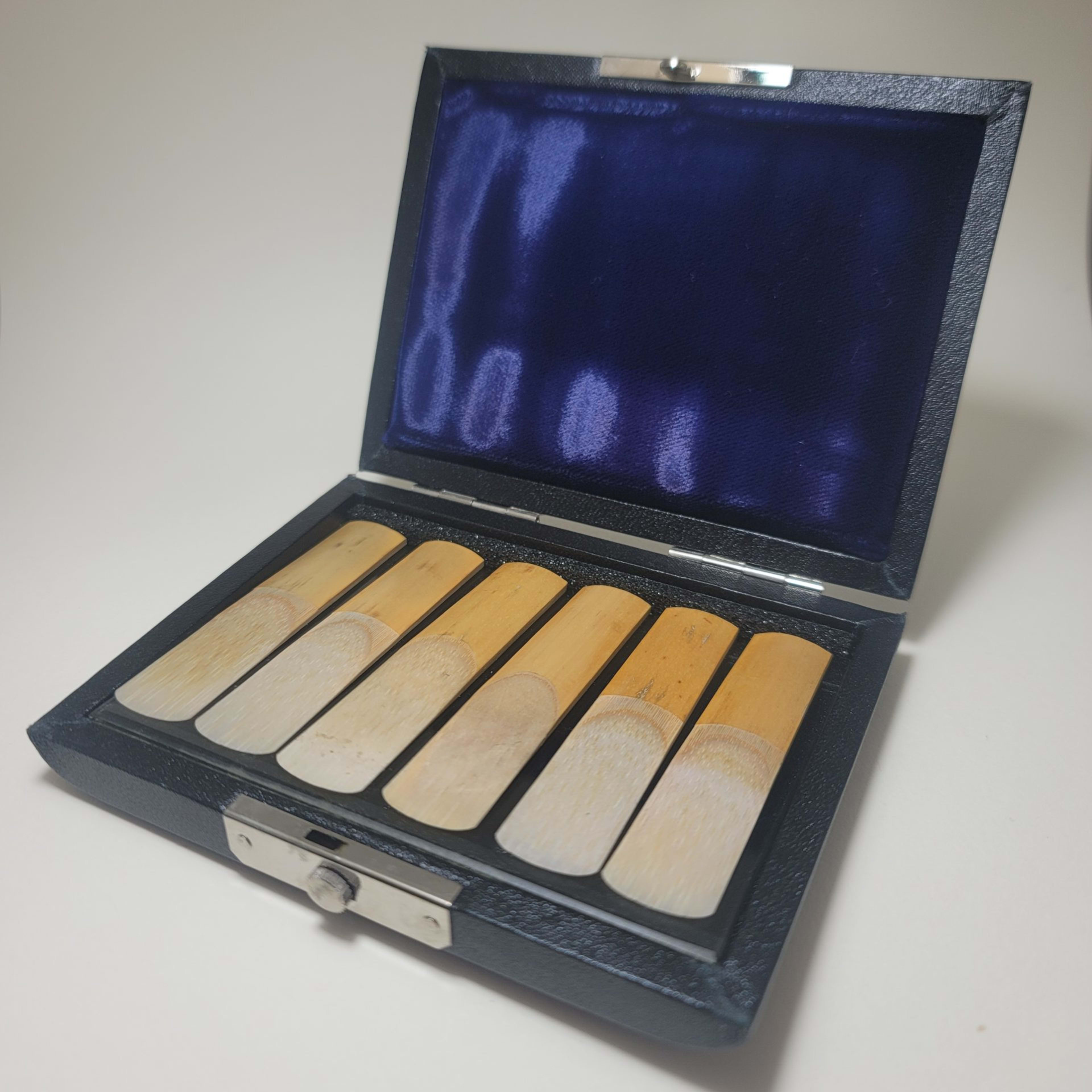 Hộp đựng dăm selmer – ảnh 6