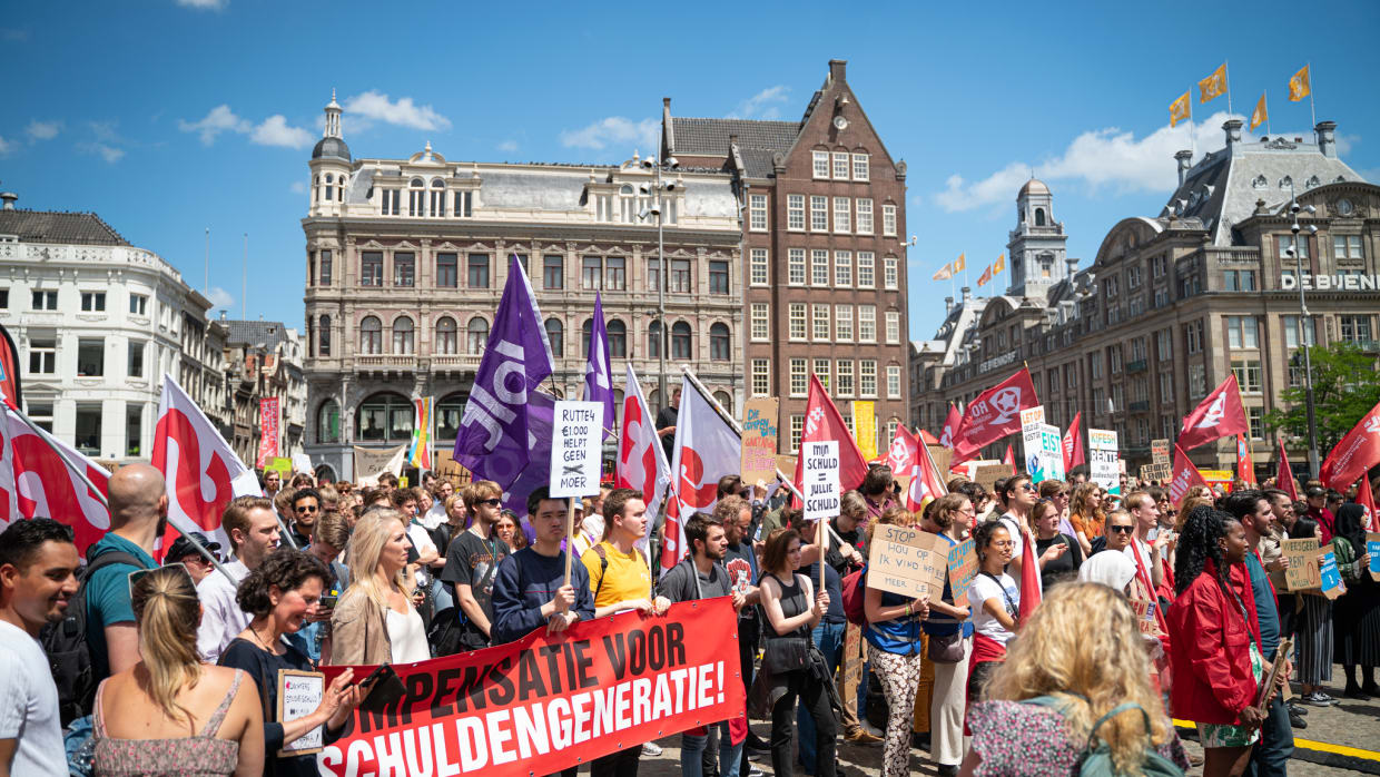 Amsterdam schiet oud-studenten met problematische schulden te hulp 