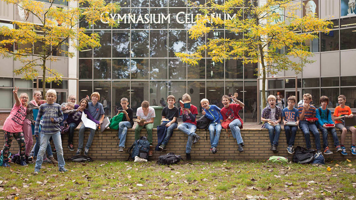 Kinderen op het Gymnasium Celeanum (niet in Amsterdam).