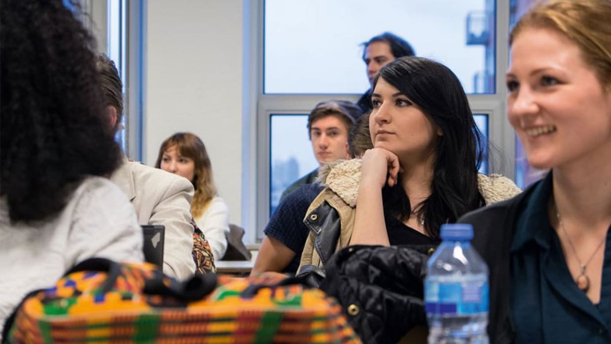 &lsquo;Hogeschool is verantwoordelijk voor betrokkenheid studenten&rsquo;