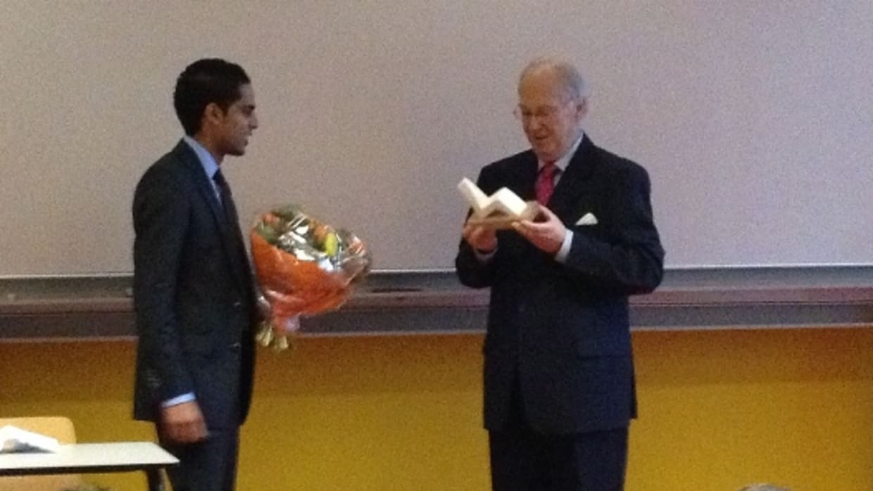 Prijs voor paper over verband marketing en beurskoers