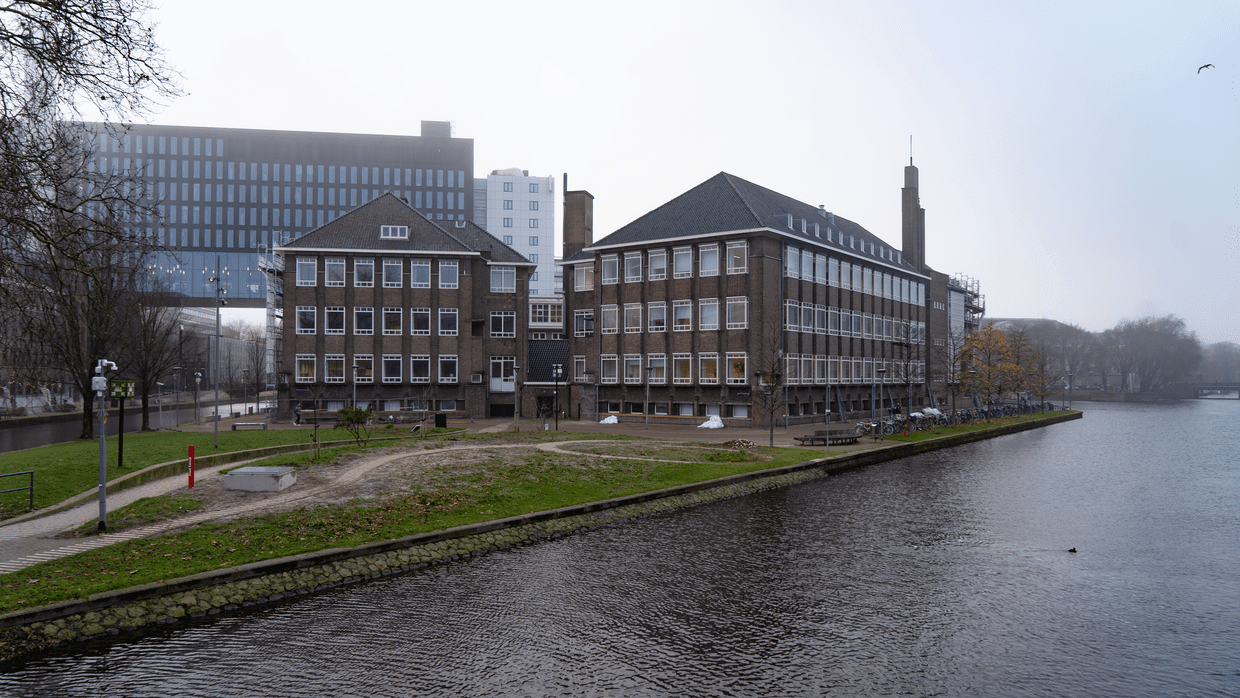 Het psychologie-gebouw van de UvA op Roeterseilandcampus.