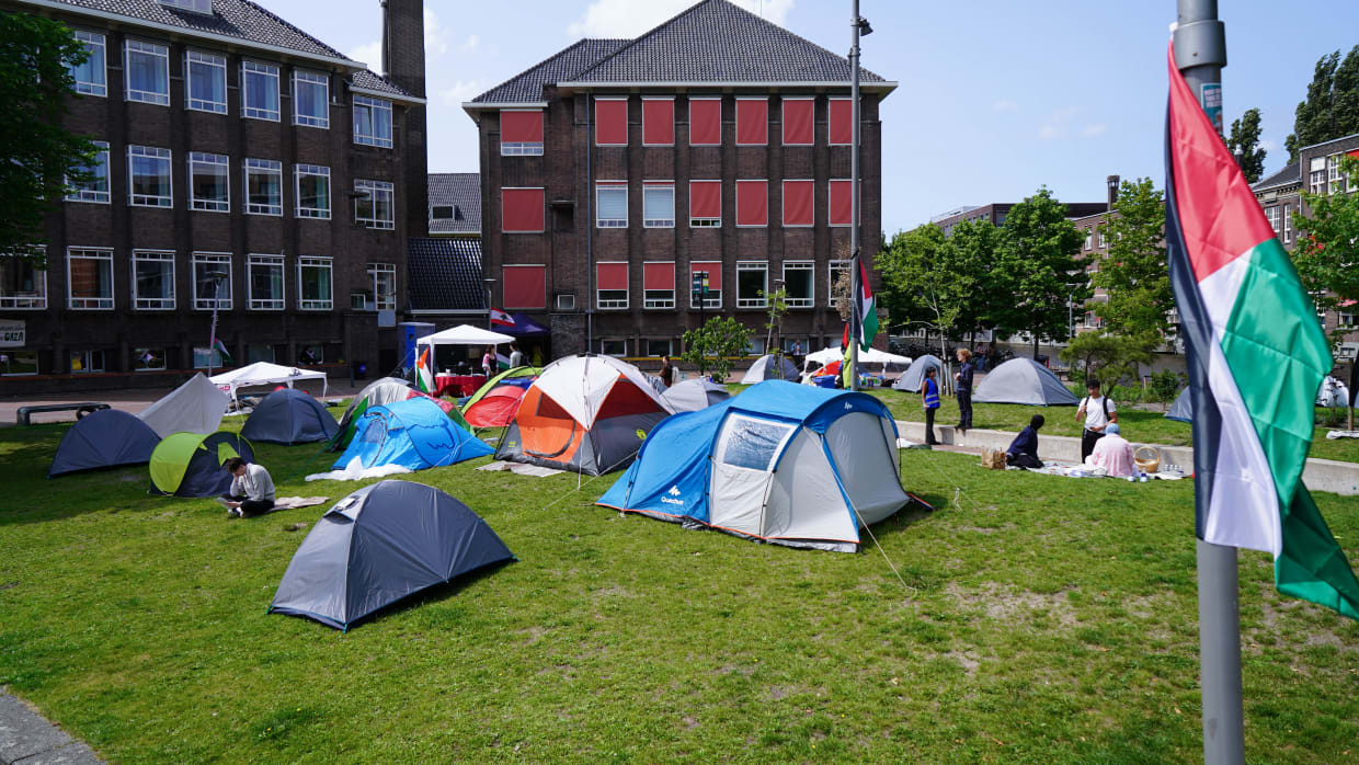 Liveblog | Gesprekken tussen CvB en demonstranten geklapt