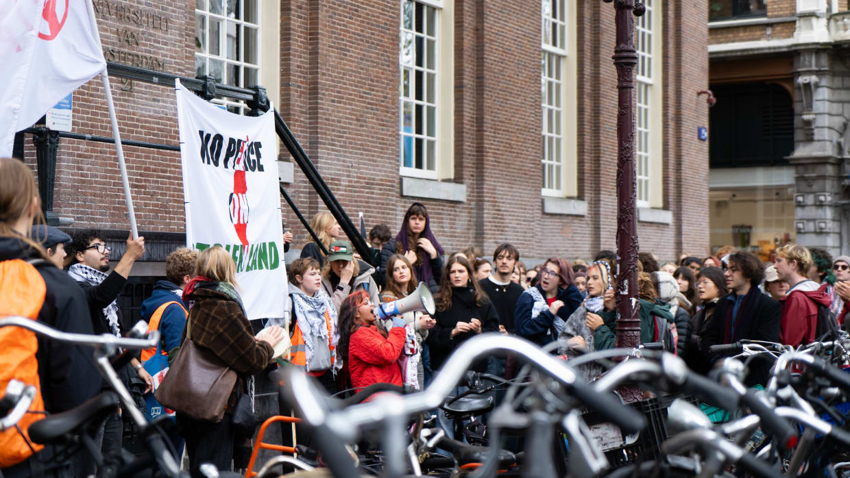 Demonstranten bij het Maagdenhuis