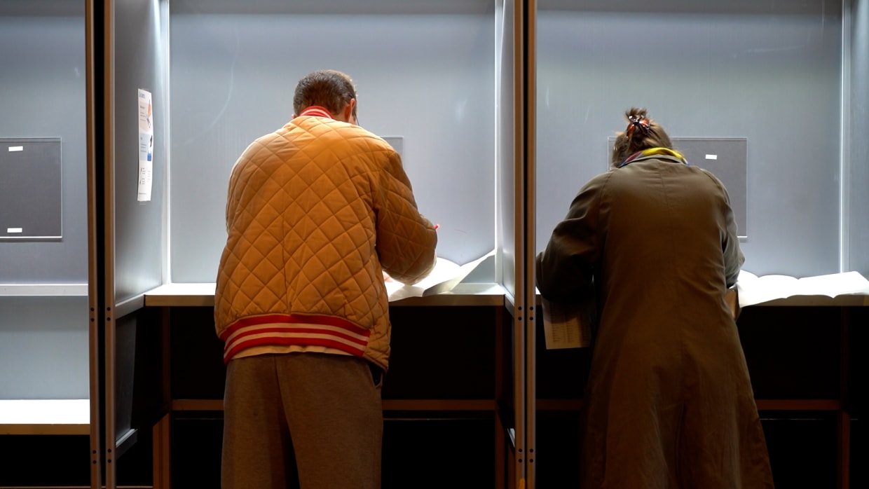 Video | ‘Ik wist vanochtend nog niet waar ik op ging stemmen’