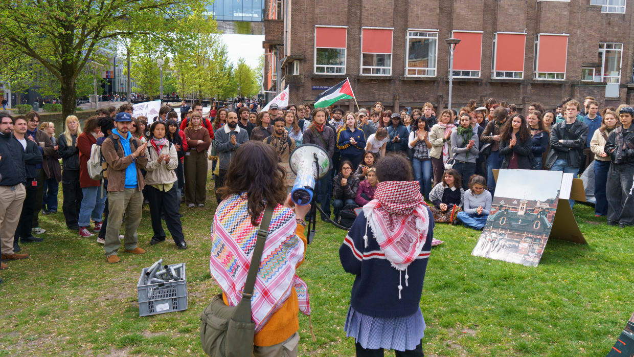 Protest vandaag op het grasveld van de REC.
