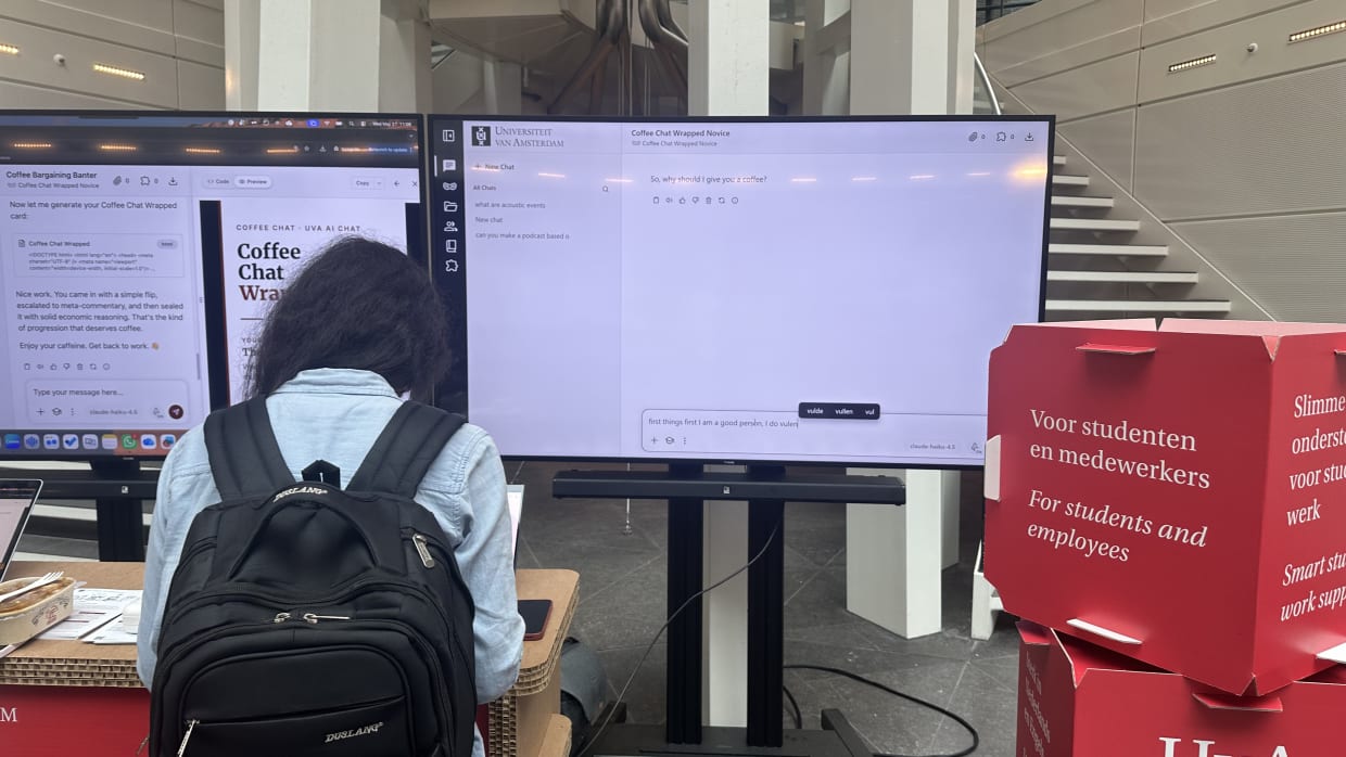 Versla de UvA AI Chatbot voor een gratis kop koffie