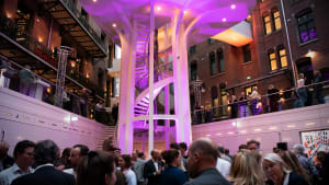 Honderden aanwezigen bij de opening van de nieuwe UB.