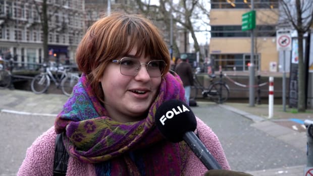 Video | Kopen vuurwerk mag wel, afsteken niet: wat vinden internationals?