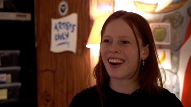 Video| Liza is studying and sings in successful band: &ldquo;Today the library, tomorrow Paradiso &rdquo;