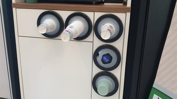 UvA is doing it differently: Free disposable cups won't disappear until September 1