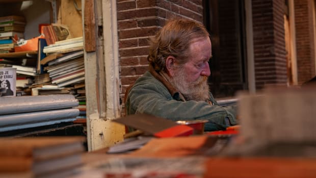 Bookseller Frans Roggen: &ldquo;Everyone has become very well-behaved here&rdquo;