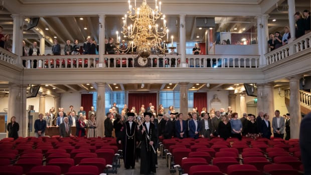 UvA-studenten organiseren inzamelingsactie voor Oekra&iuml;ne 