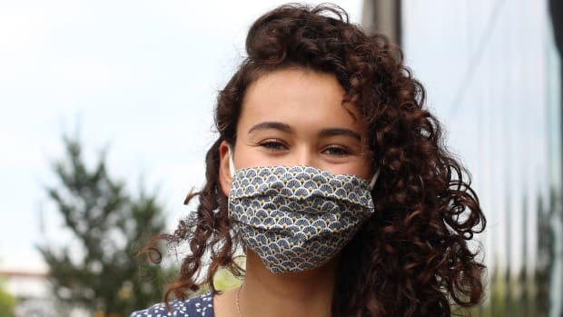 Op z'n Duits | De tweede golf is niet de schuld van jongeren