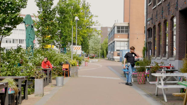 Video | Oerknal and Crea Caf&eacute; open again: &lsquo;I know the rules by heart&rsquo;