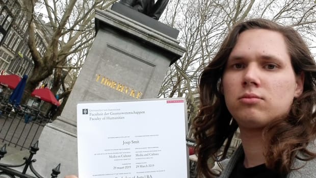 Joep wist niet wat hij met zijn diploma moest en liet het alle bezienswaardigheden van de stad zien