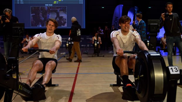 Nereus&rsquo; eerstejaars vestigen record bij indoorroeien