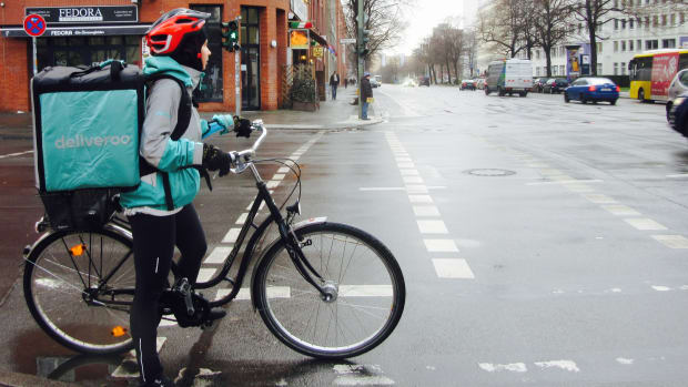 UvA-student Sytze klaagt Deliveroo aan