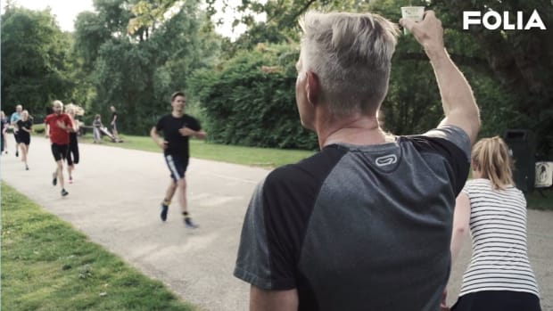 Kantoorslaaf doet Dam tot Dam (5): drinkend rennen en rennend drinken