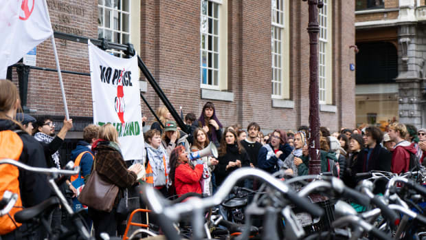 Protesters at the Maagdenhuis