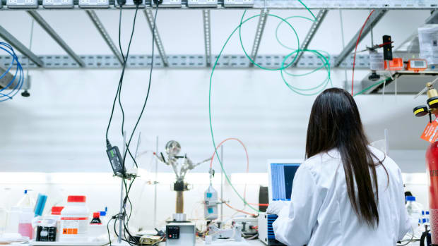 Chinese universities are outperforming Western universities. What are the consequences for science?