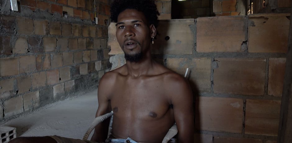 Filmstill uit de film 'The body won't close'.