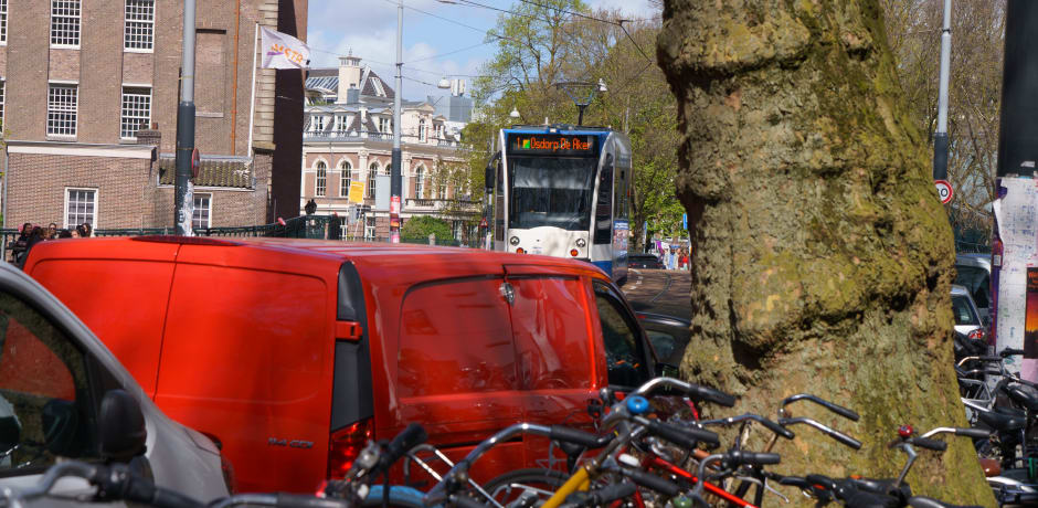 De tram rijdt donderdag toch wel door de Roetersstraat.