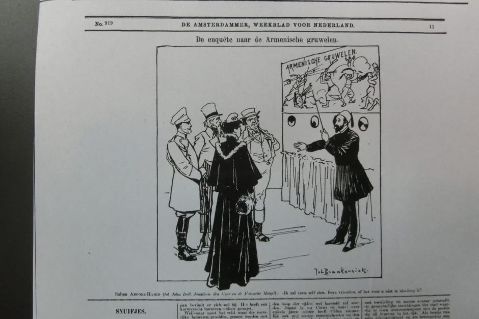 Een spotprent waarop het Ottomaanse Rijk aan Europese mogendheden uitleg geeft over de gruwelen tegen Armeni&euml;rs