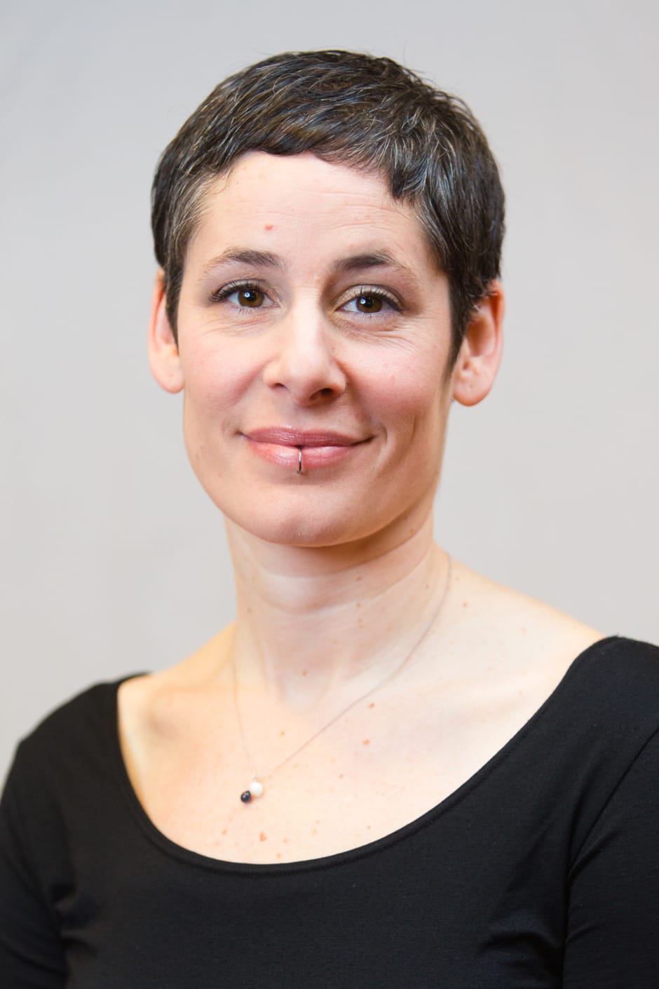 Dina Sauter