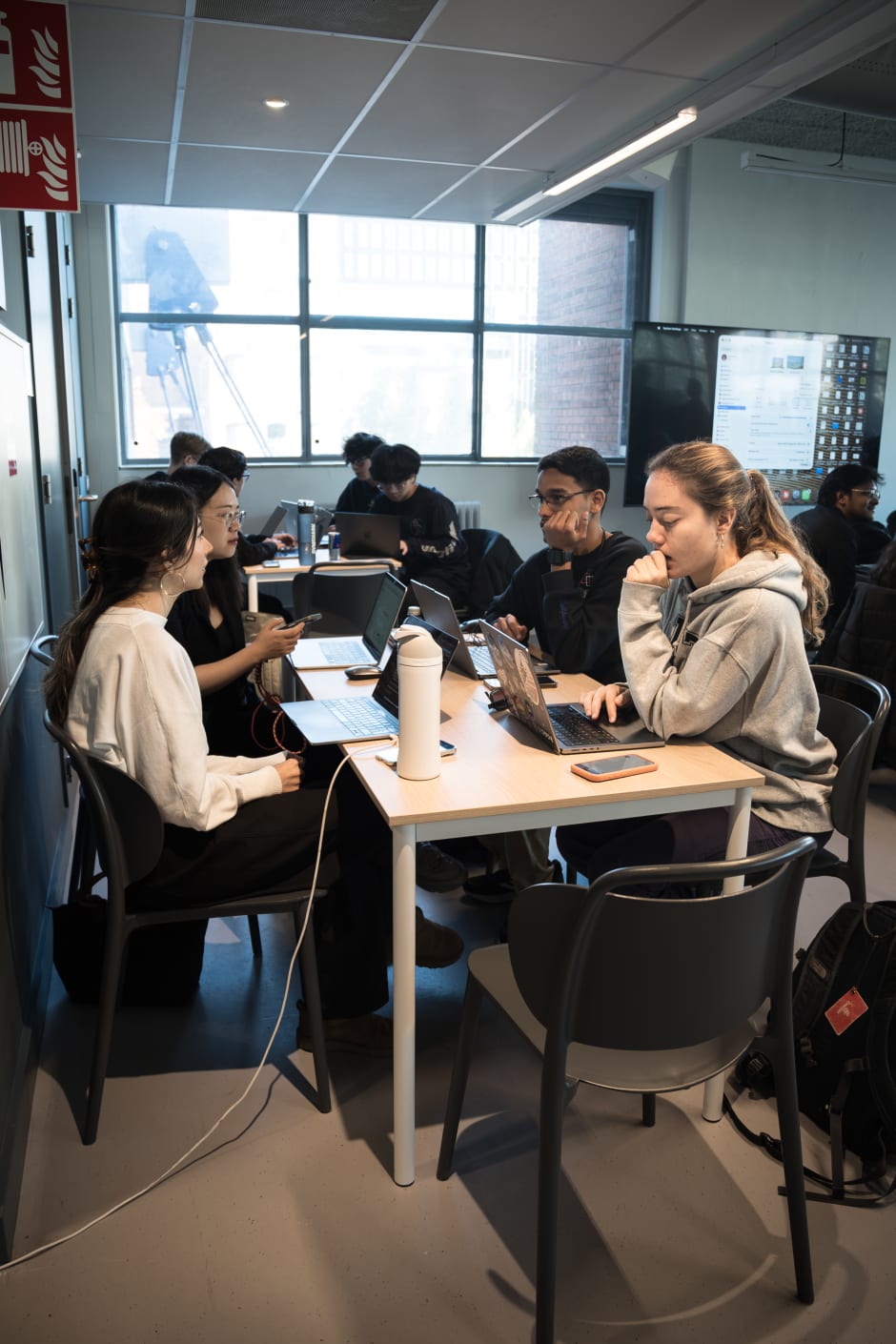Studententeam MEBS duikt in de datasets van AGV