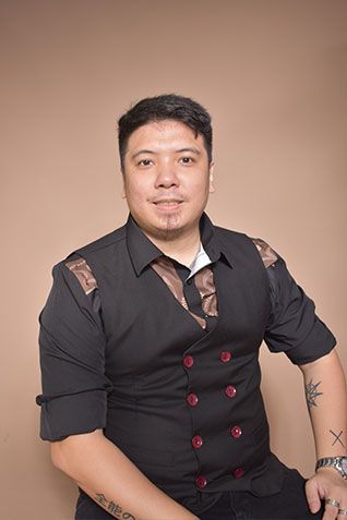 Folk Ridge - Band Member | Casper Santillan