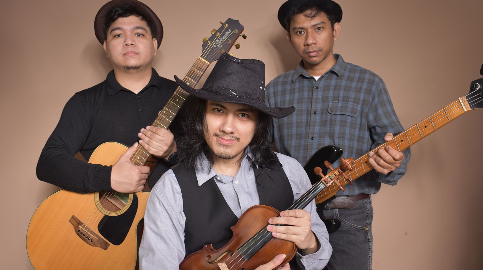 Folk Ridge - Trio