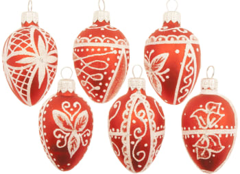 Egg brodert lite rød/hvit