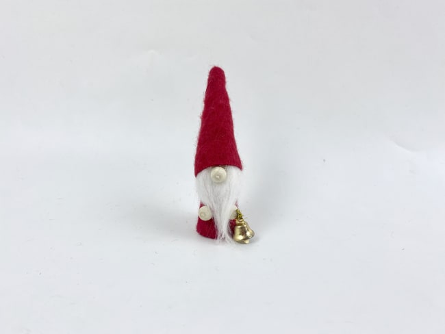 Nisse rød m/lue og bjelle 9 cm