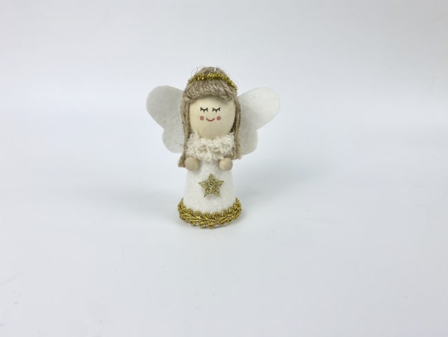 Engel m/ gull stjerne 8,5 cm