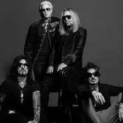 thumbnail image for Mötley Crüe