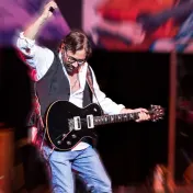 thumbnail image for Al Di Meola
