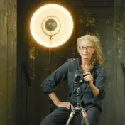 thumbnail image for Annie Leibovitz