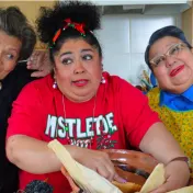 thumbnail image for Las Nuevas Tamaleras