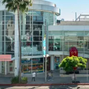 thumbnail image for Mr. Brainwash Art Museum