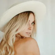 thumbnail image for Carly Simmons