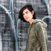 thumbnail image for GRYFFIN