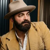thumbnail image for Drew Holcomb