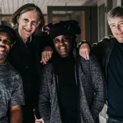 thumbnail image for Béla Fleck & the Flecktones