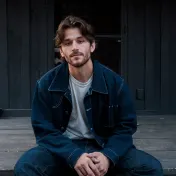 thumbnail image for Jonah Kagen: Sunflowers & Leather Tour