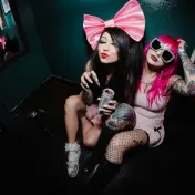 thumbnail image for MILLIONAIRE$